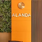 Alanda Hotel & Apartment