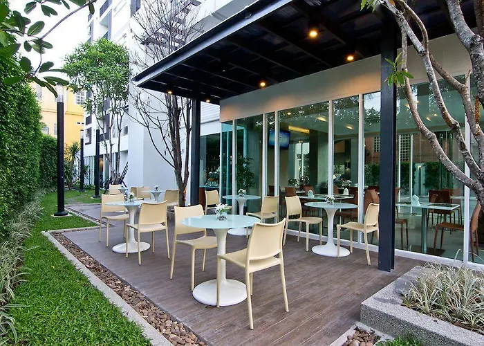 Hotel Amber Sukhumvit 85