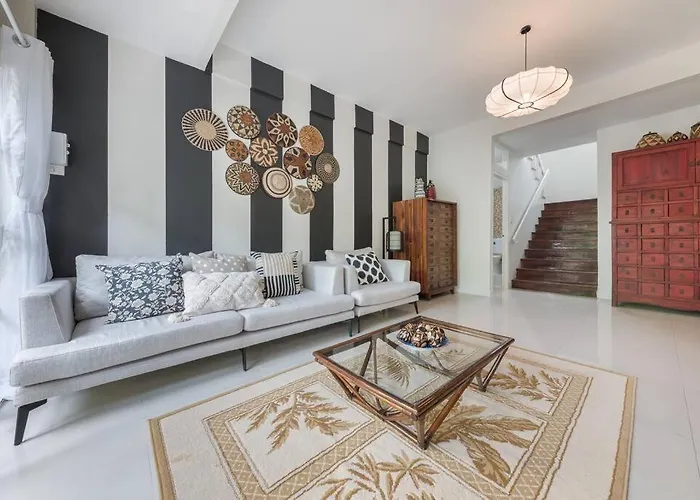 Oasis Townhouse In The Perfect Location