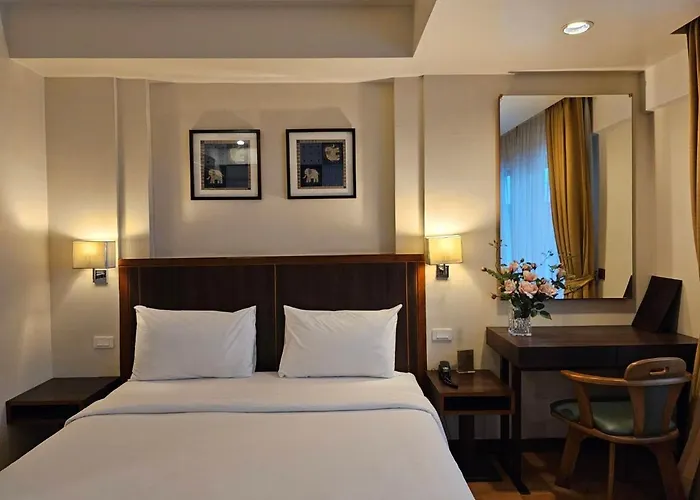 Dynasty Inn