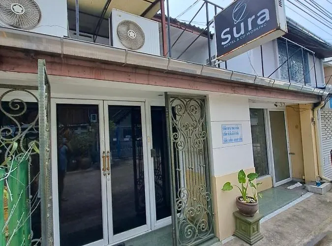 Sura Hostel Bangkok Near Mrt Phra Ram 9