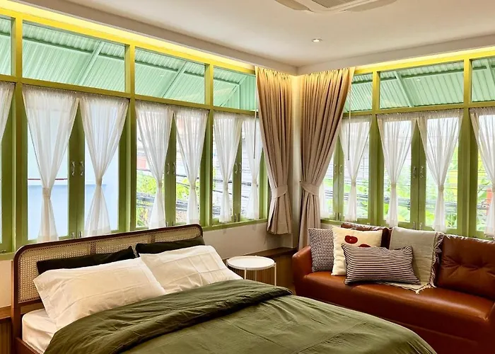 The Tangerine Guesthouse