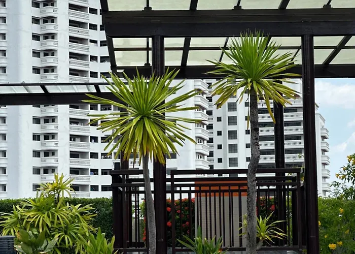 Delightful Condo In Central Location At Sukhumvit 49