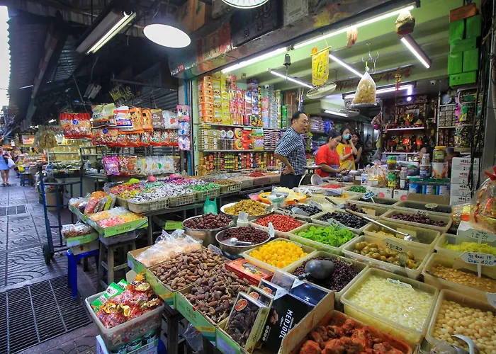The Character Yaowarat - Chinatown