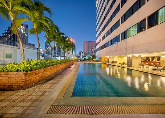 Royal Benja Hotel