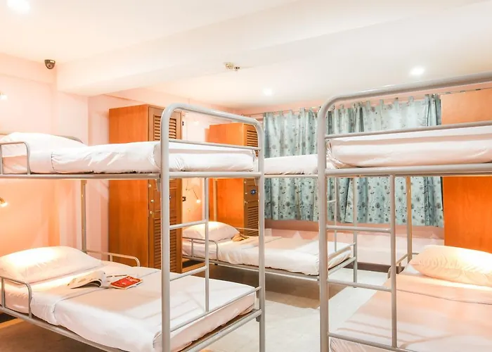 Hostel 8 Sukhumvit Soi 8 Bangkok