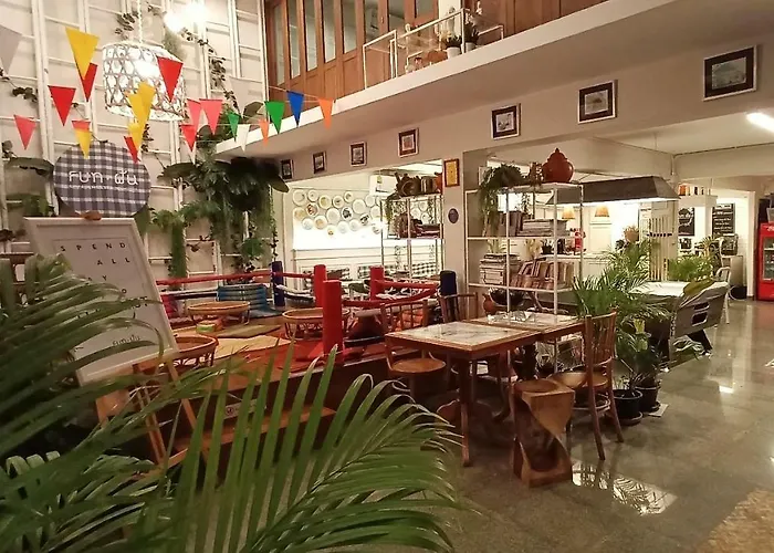 Fun Cafe&Hostel Bangkok