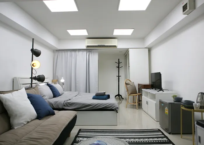 S Apartment