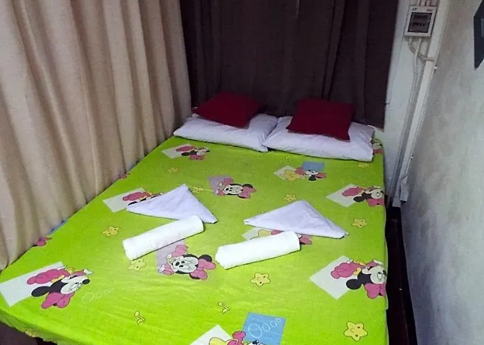 Hostel24