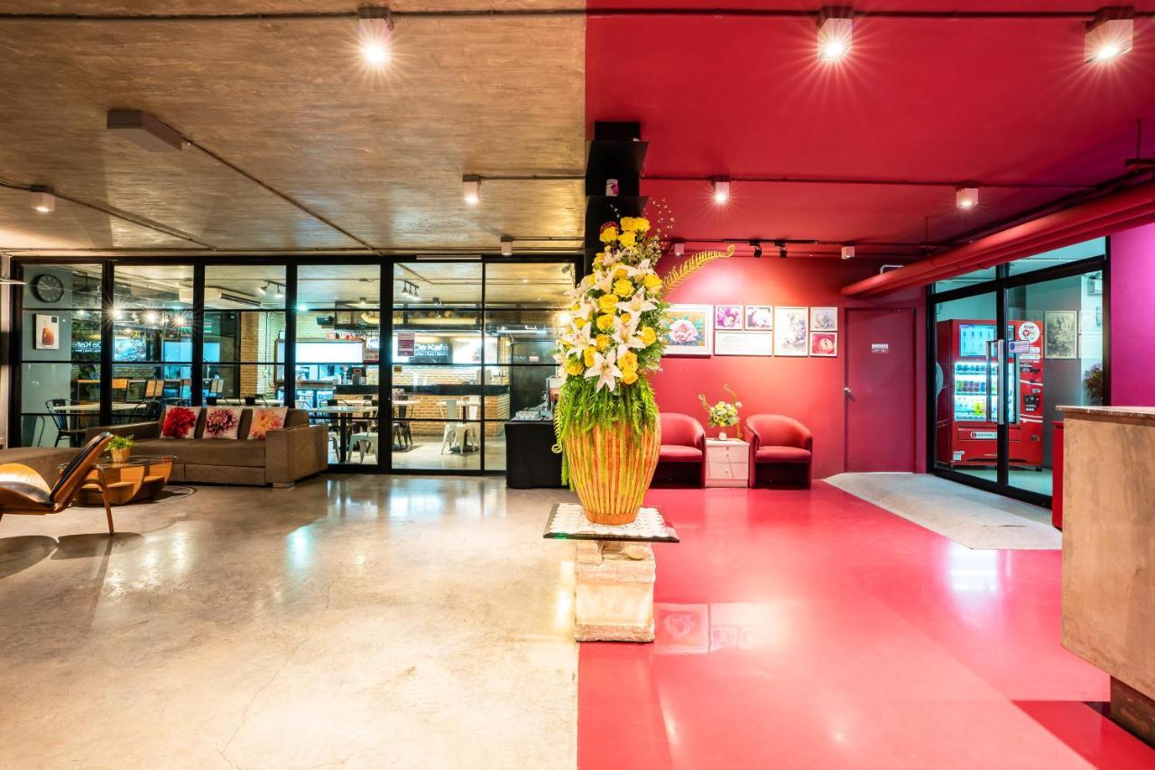 De Botan Srinakarin & Hotel 3*