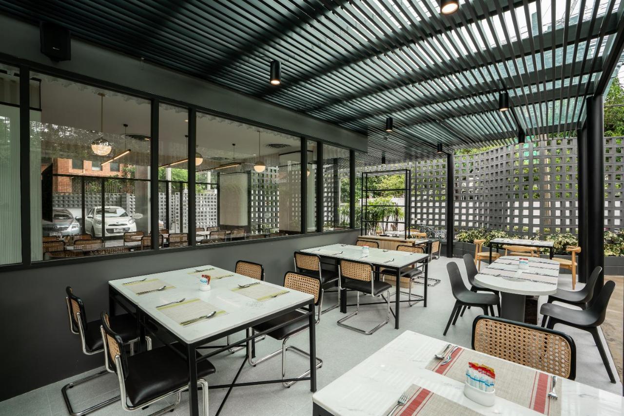 Amber Sukhumvit 85 3*