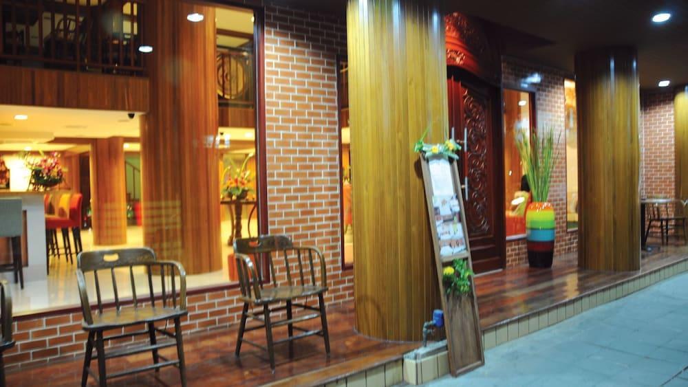 Lullaby Silom Bangkok