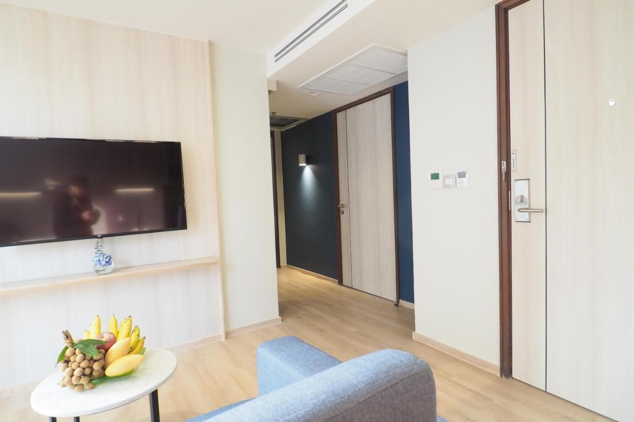 Hotel The Quarter Phromphong By Uhg