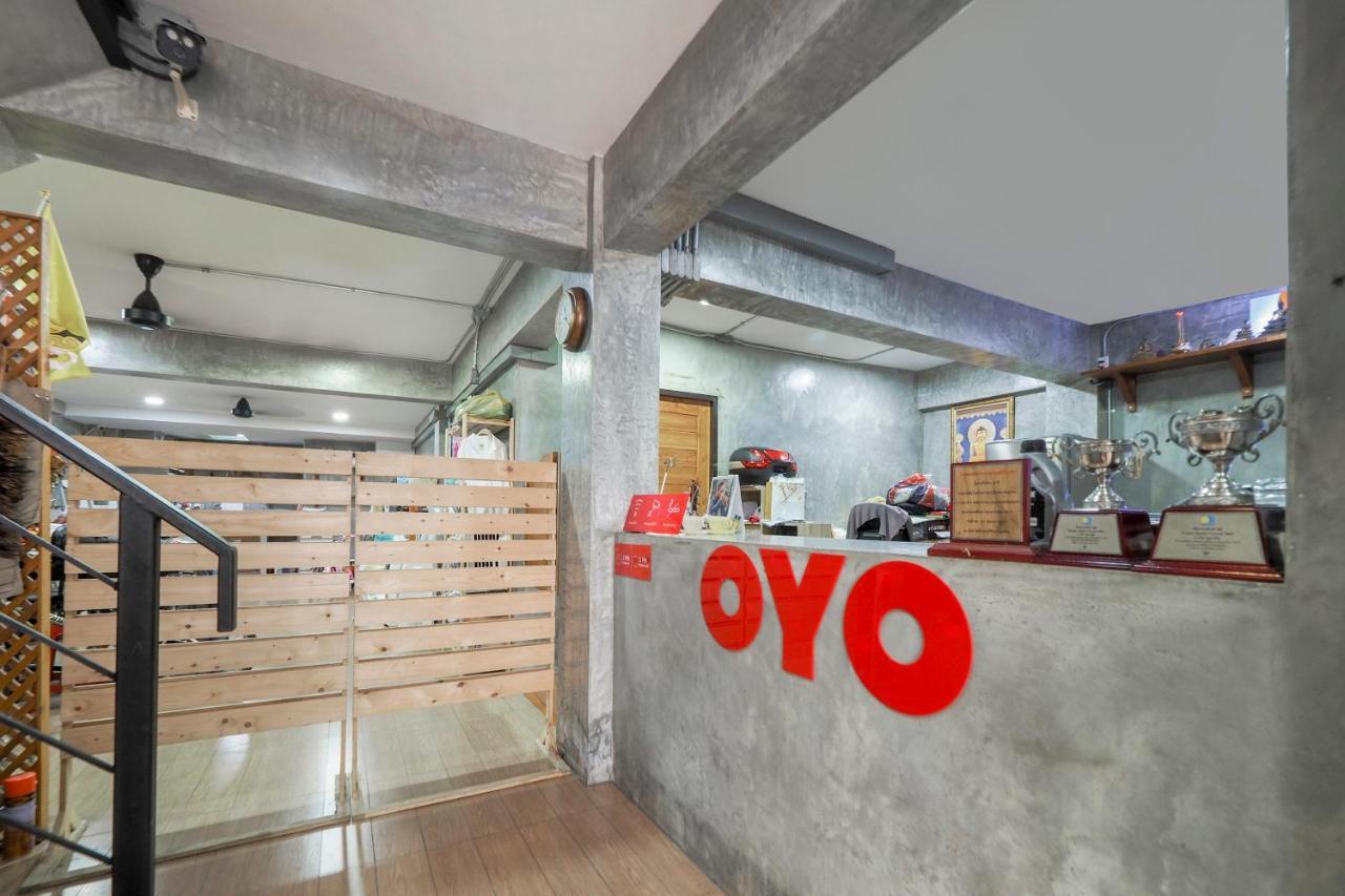 Oyo 935 The Palm