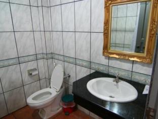 Aparthotel 13 Coins Yotin Patana Bangkok