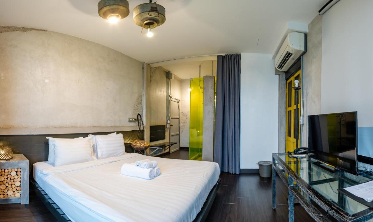 A Day Inn 4*
