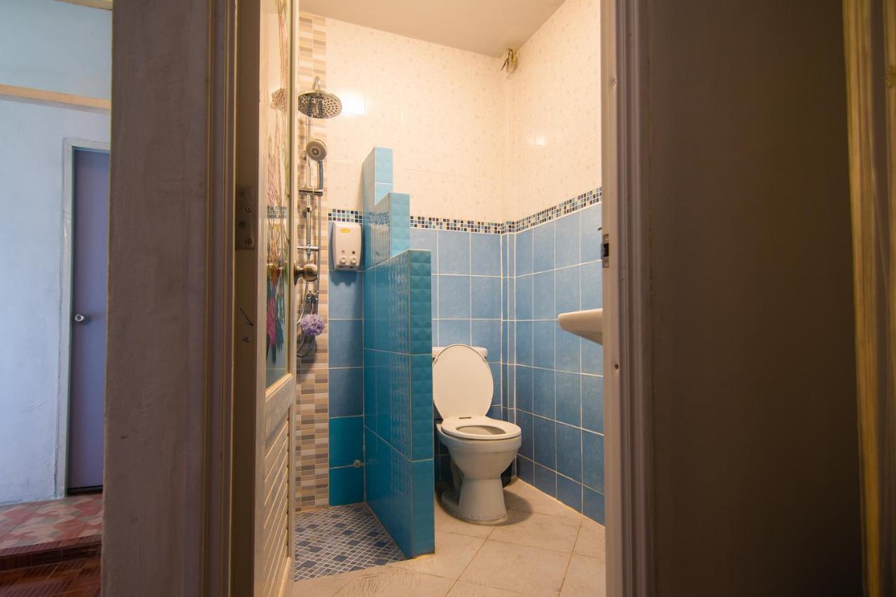 Acozyposhtel Hotel 4*
