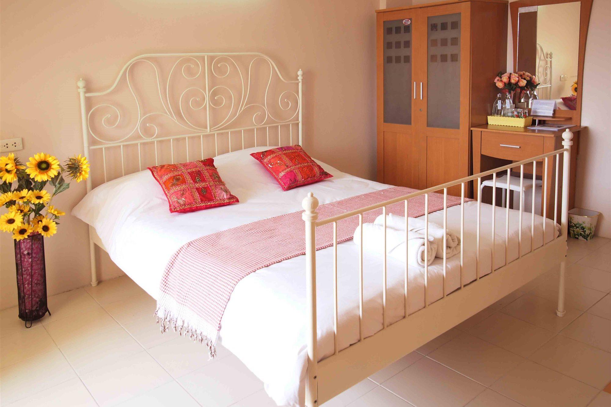 Guest house Thanapa Mansion *