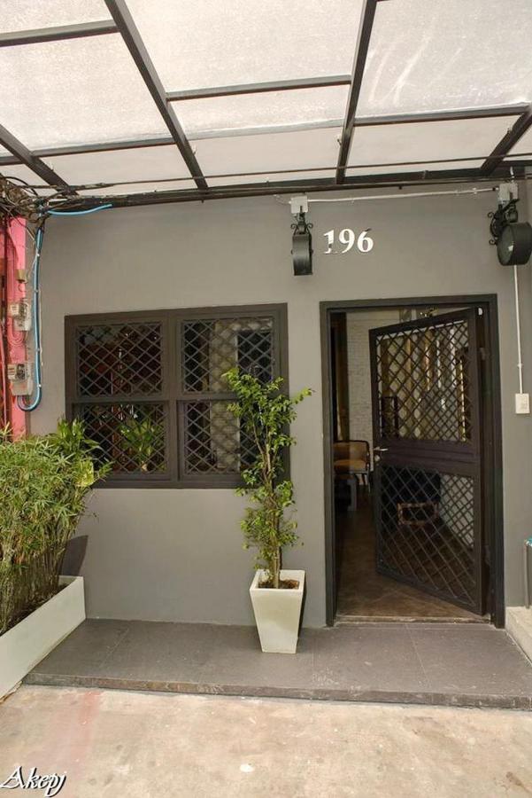 196 Oldtown Chic Guest house 3*