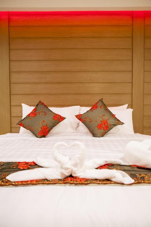 Eleven Avenue Hotel