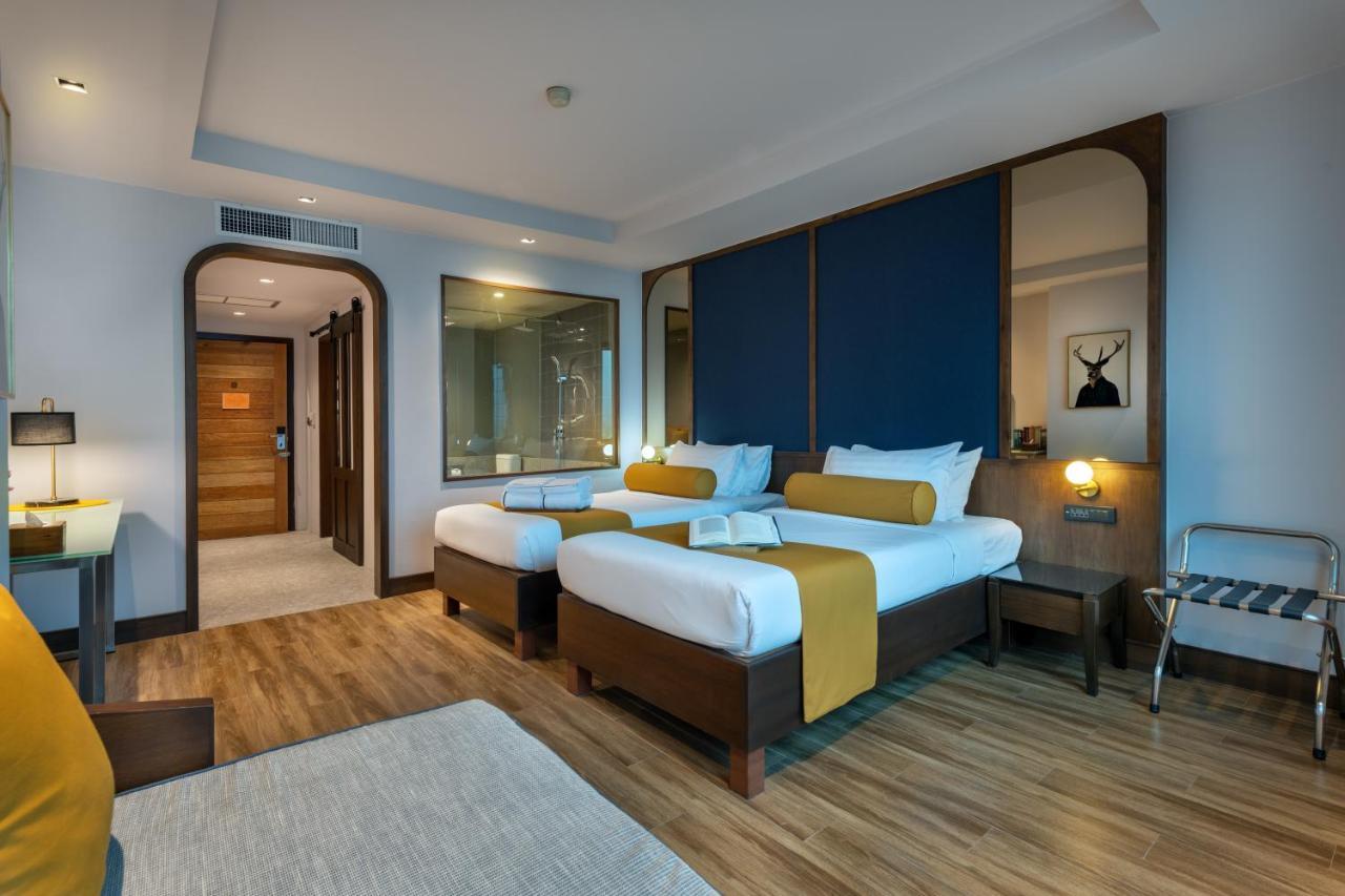 Graph Hotel