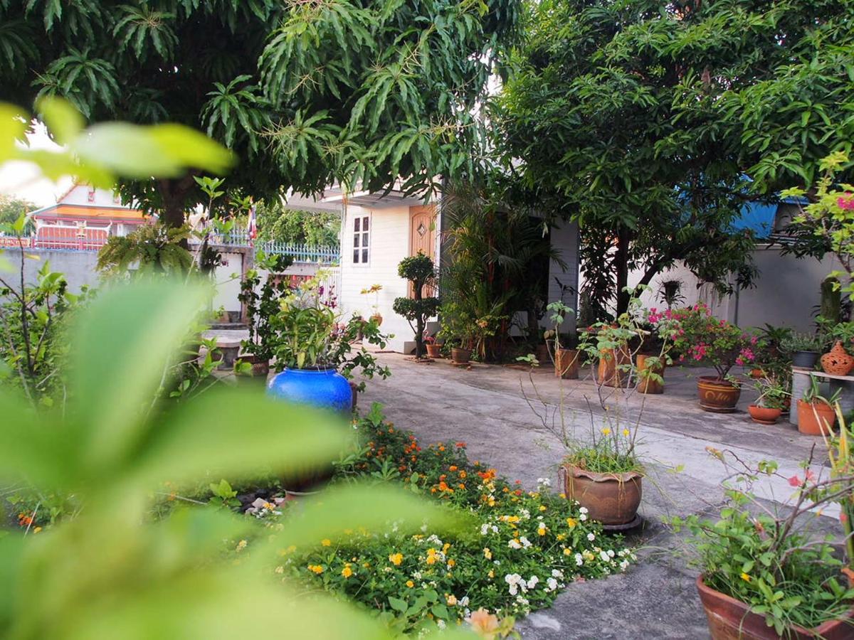 Kinn Stay50 Bed & Breakfast Bangkok