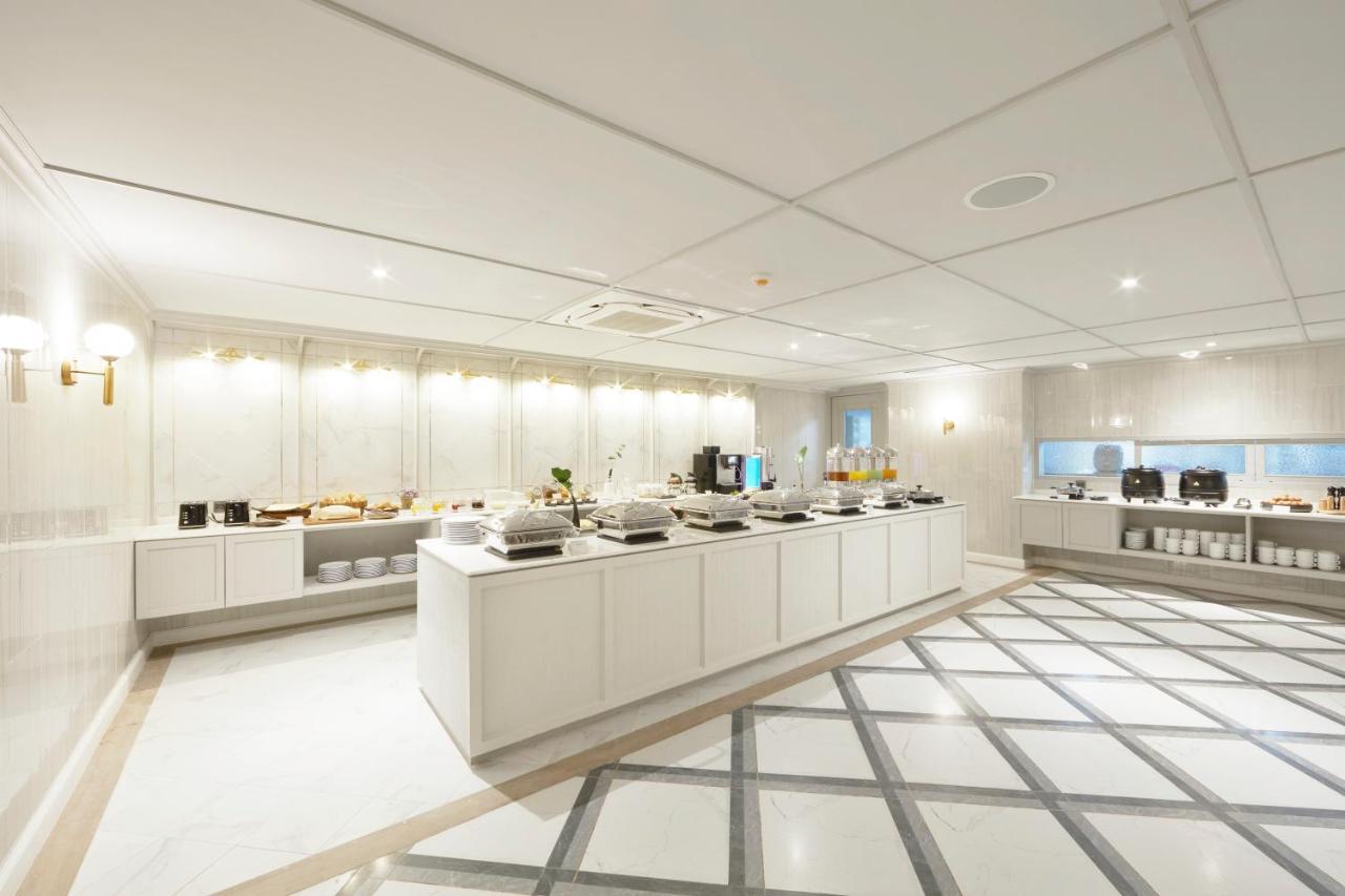 The Quarter Ploenchit By Uhg Apartment *