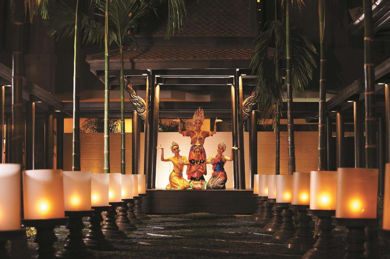 Hotel Shangri-la 5*