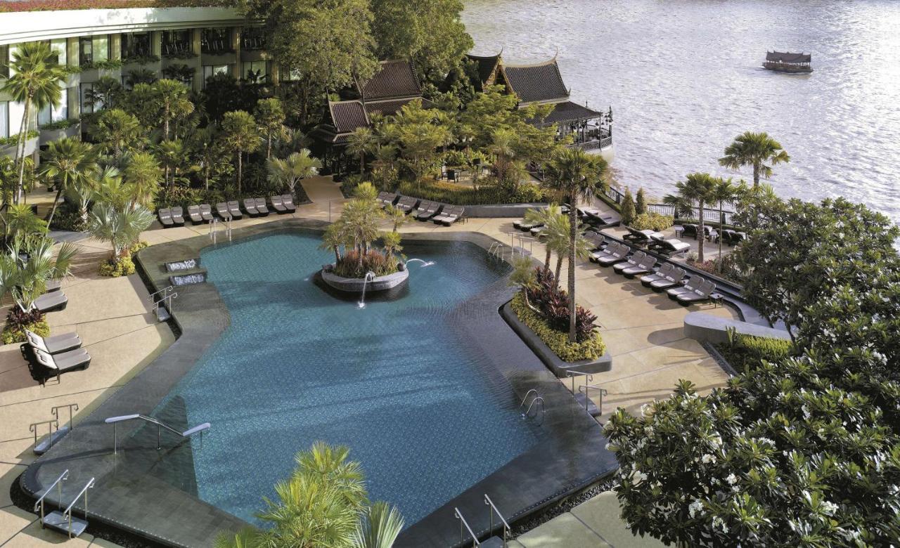 Shangri-la Hotel