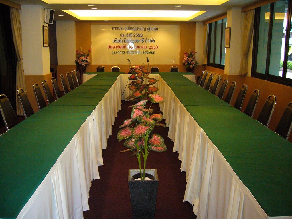P Park Charansanitwong 2*