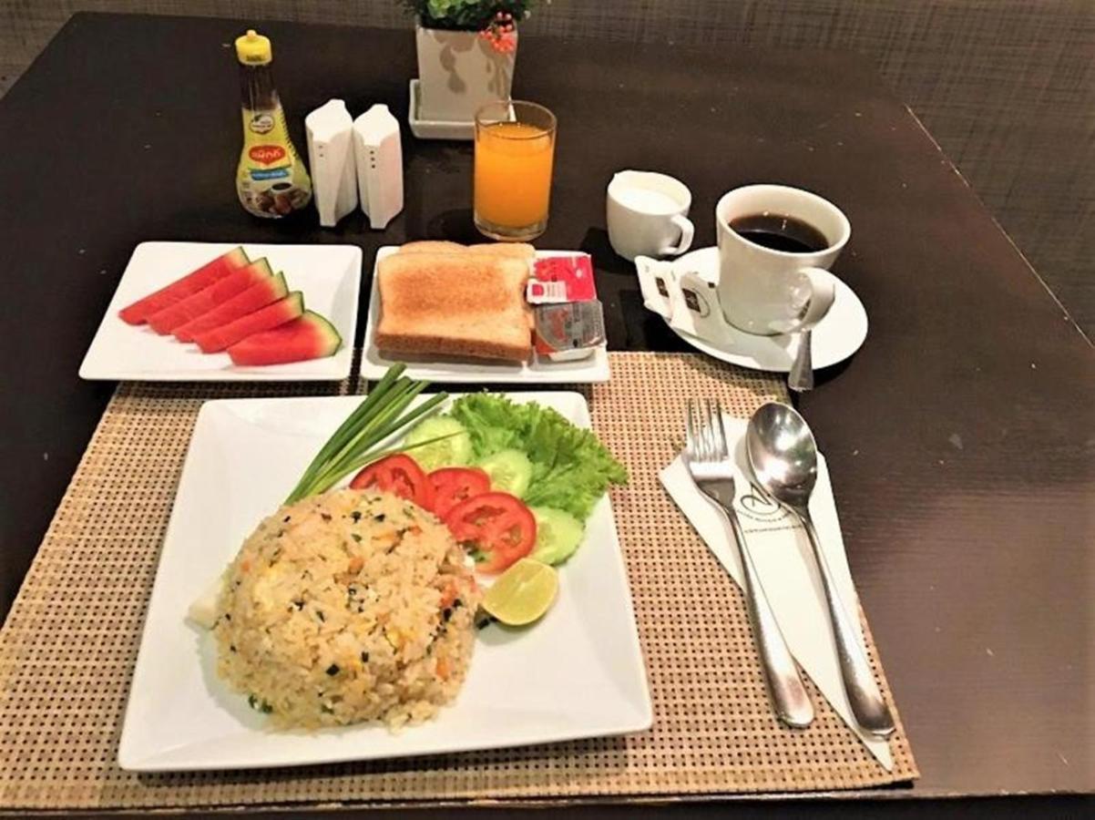 Amora Neoluxe Hotel Bangkok