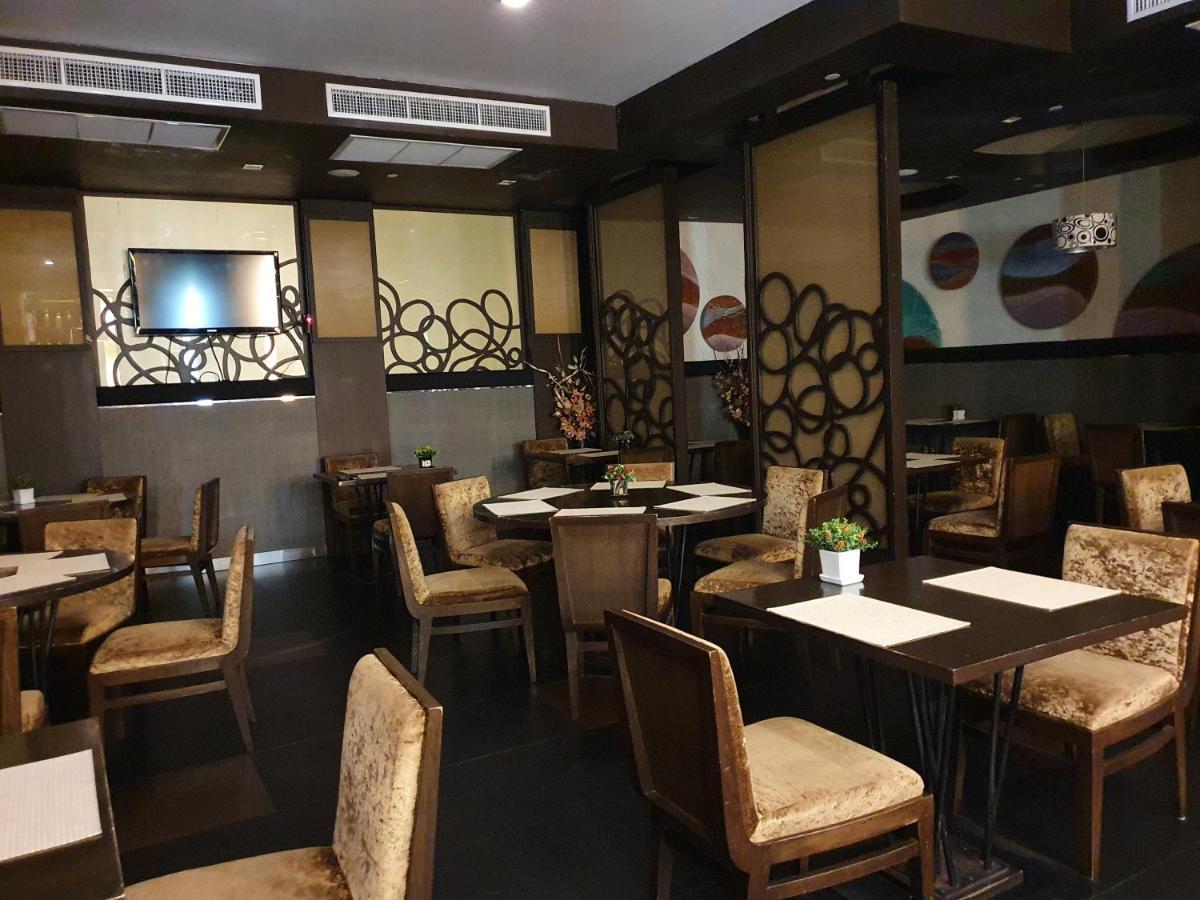 Hotel Amora Neoluxe Bangkok