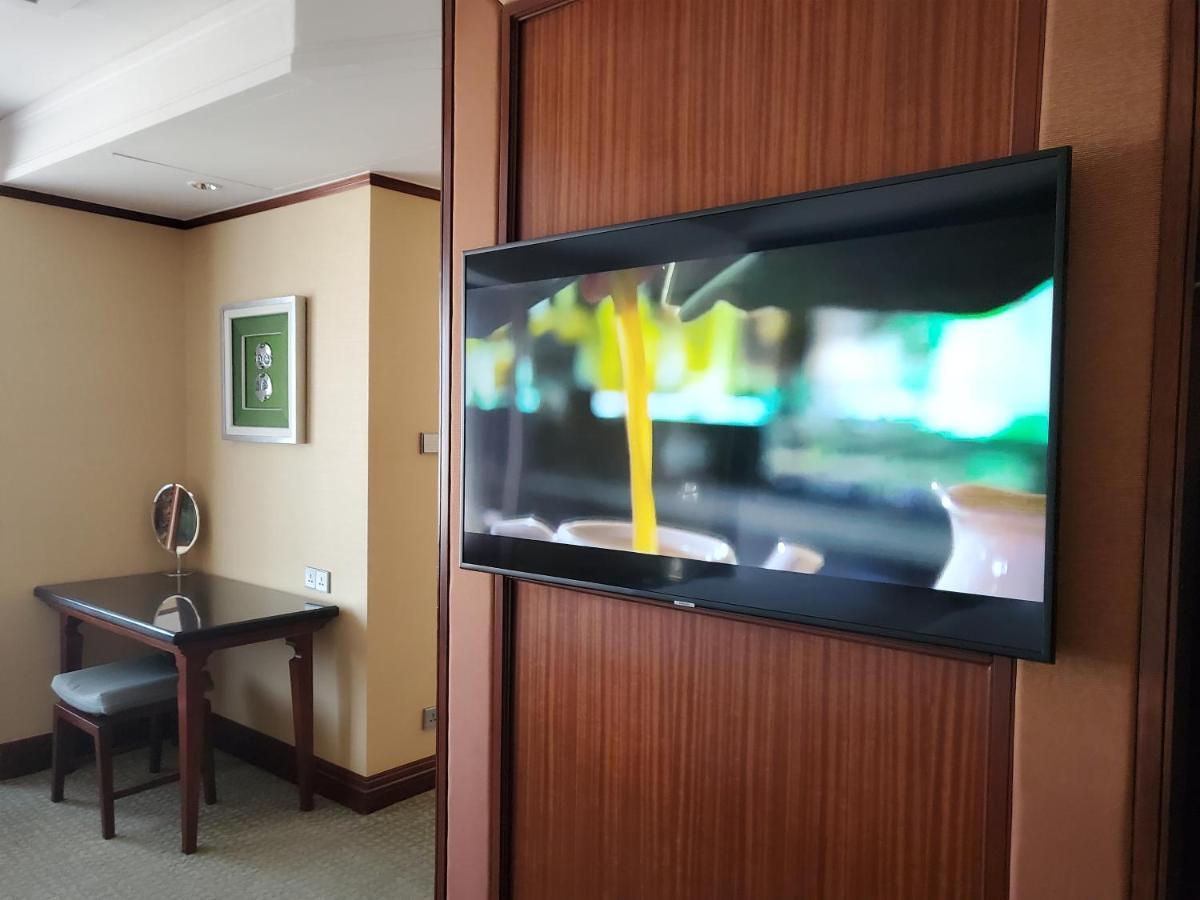 Shangri-la Hotel