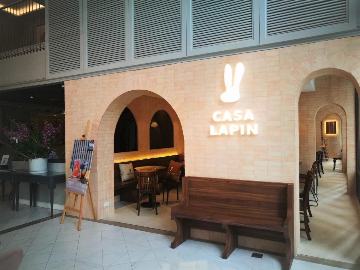 The Quarter Ploenchit By Uhg *