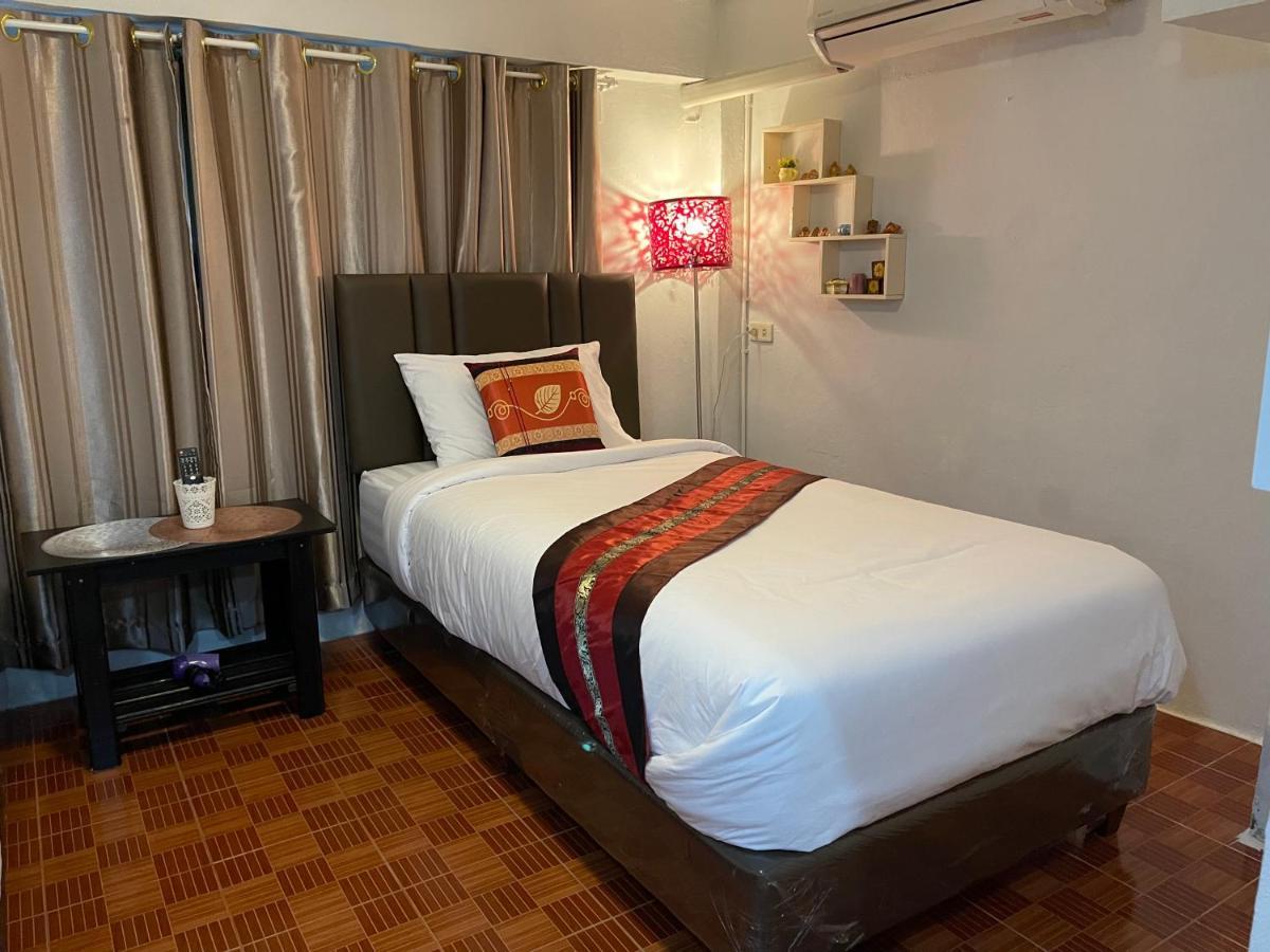 Acozyposhtel Hotel Bangkok