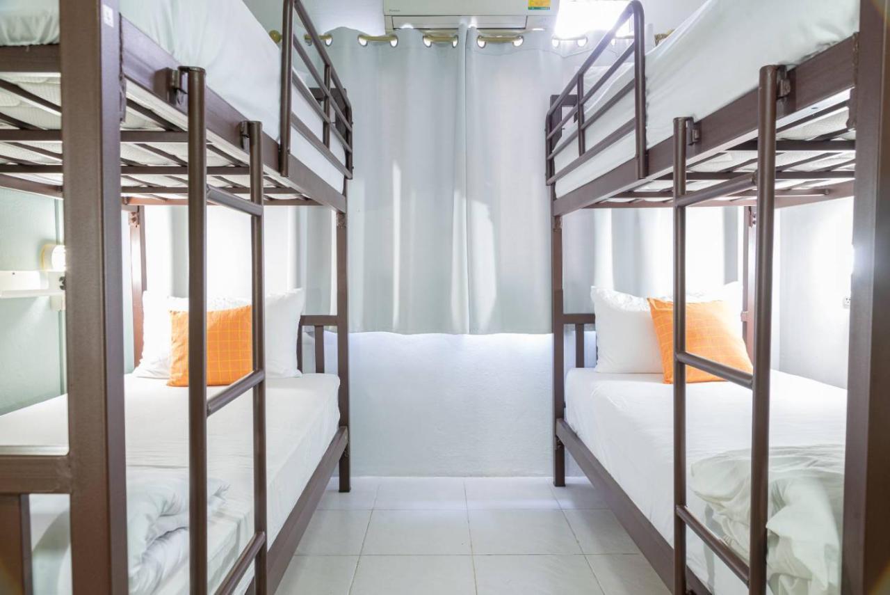 Asok Montri Hostel Bangkok