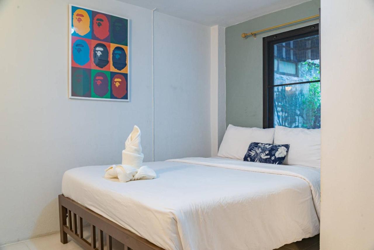 Asok Montri Hostel