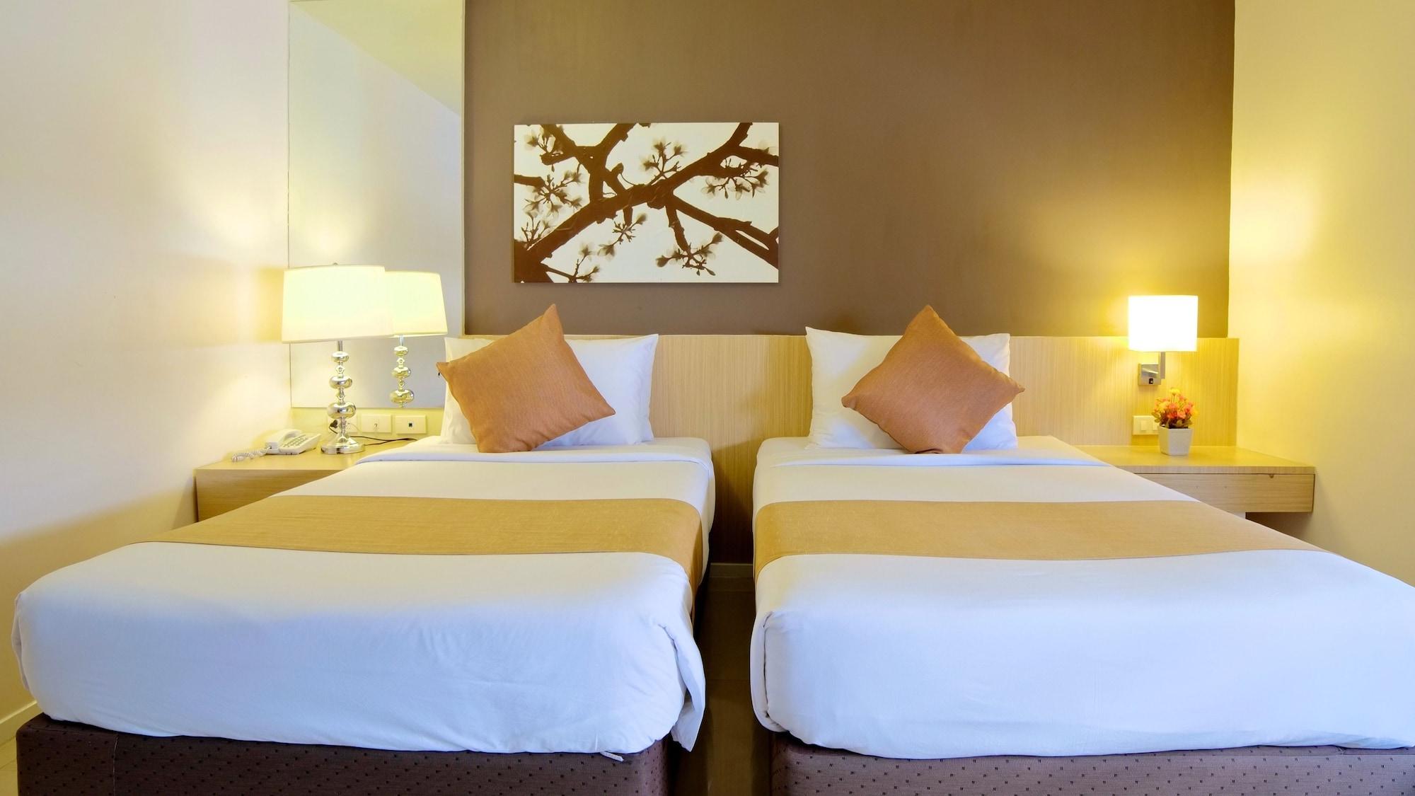 Grand Alpine 3* Banguecoque
