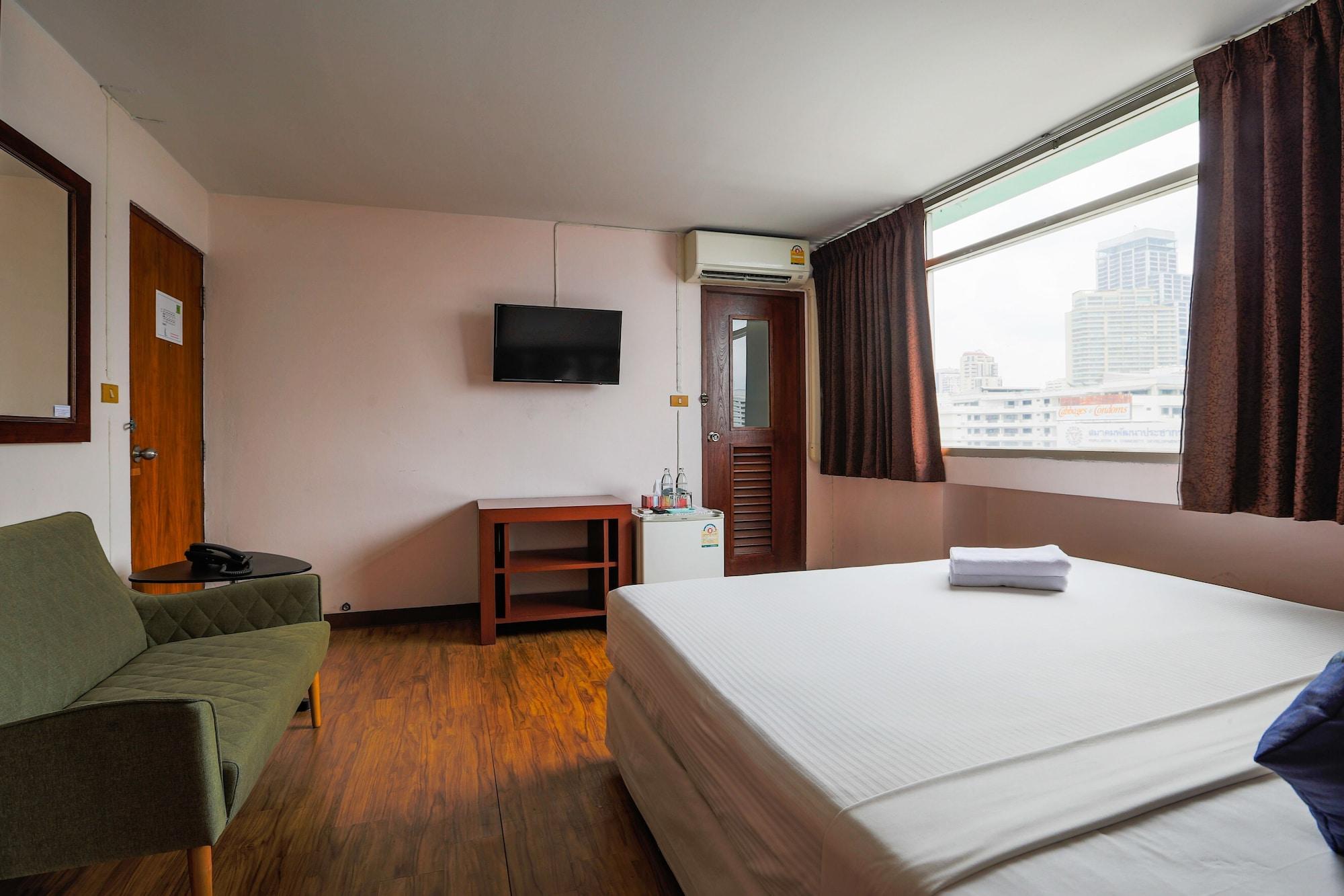 Ruamchitt Travelodge 3* Bangkok
