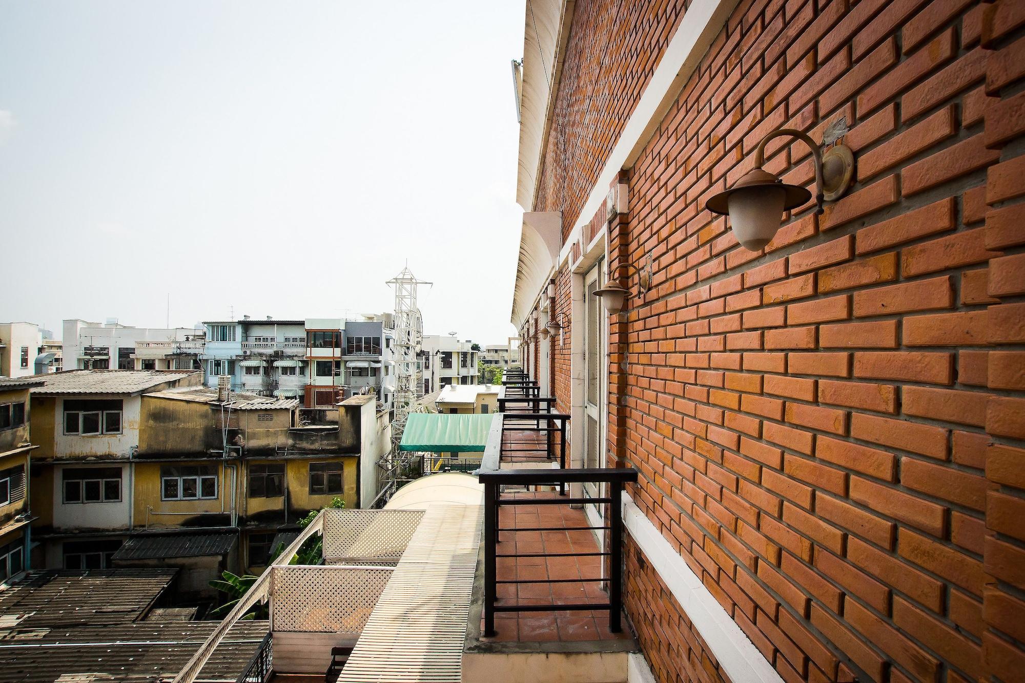Buddy Lodge, Khaosan Road 4*