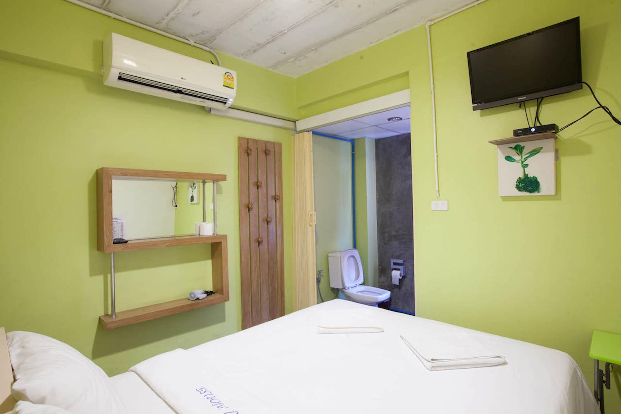 Hotel At Smile Oasis Bangkok
