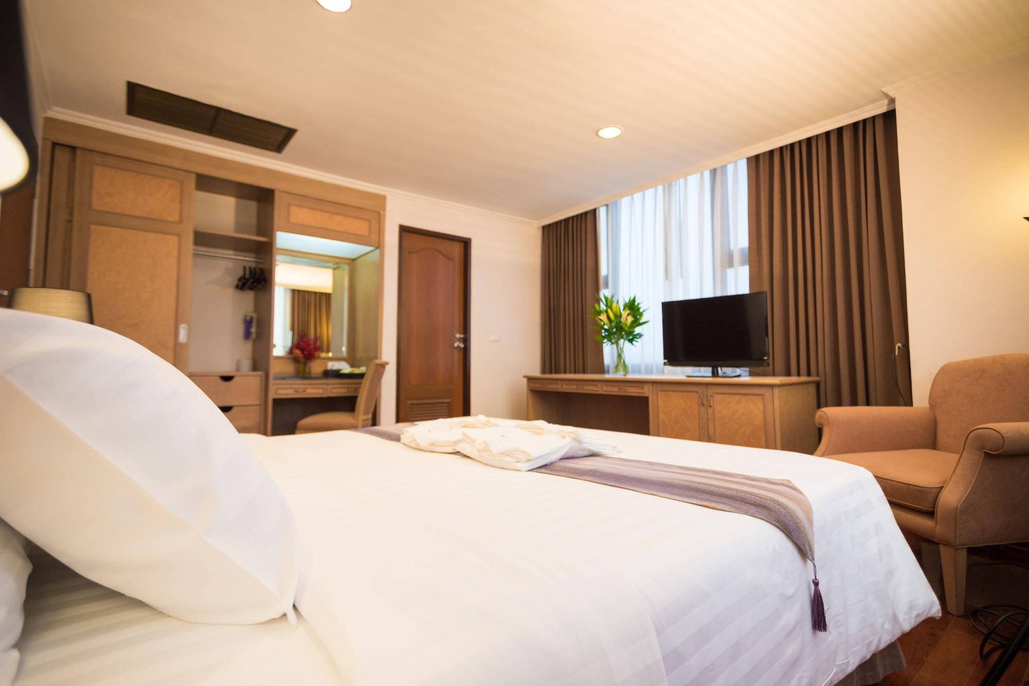 Grand Tower Rama 6