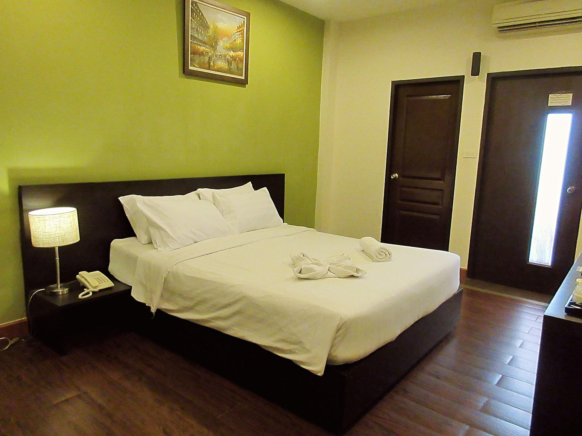 Inn Khaosan Park 3*
