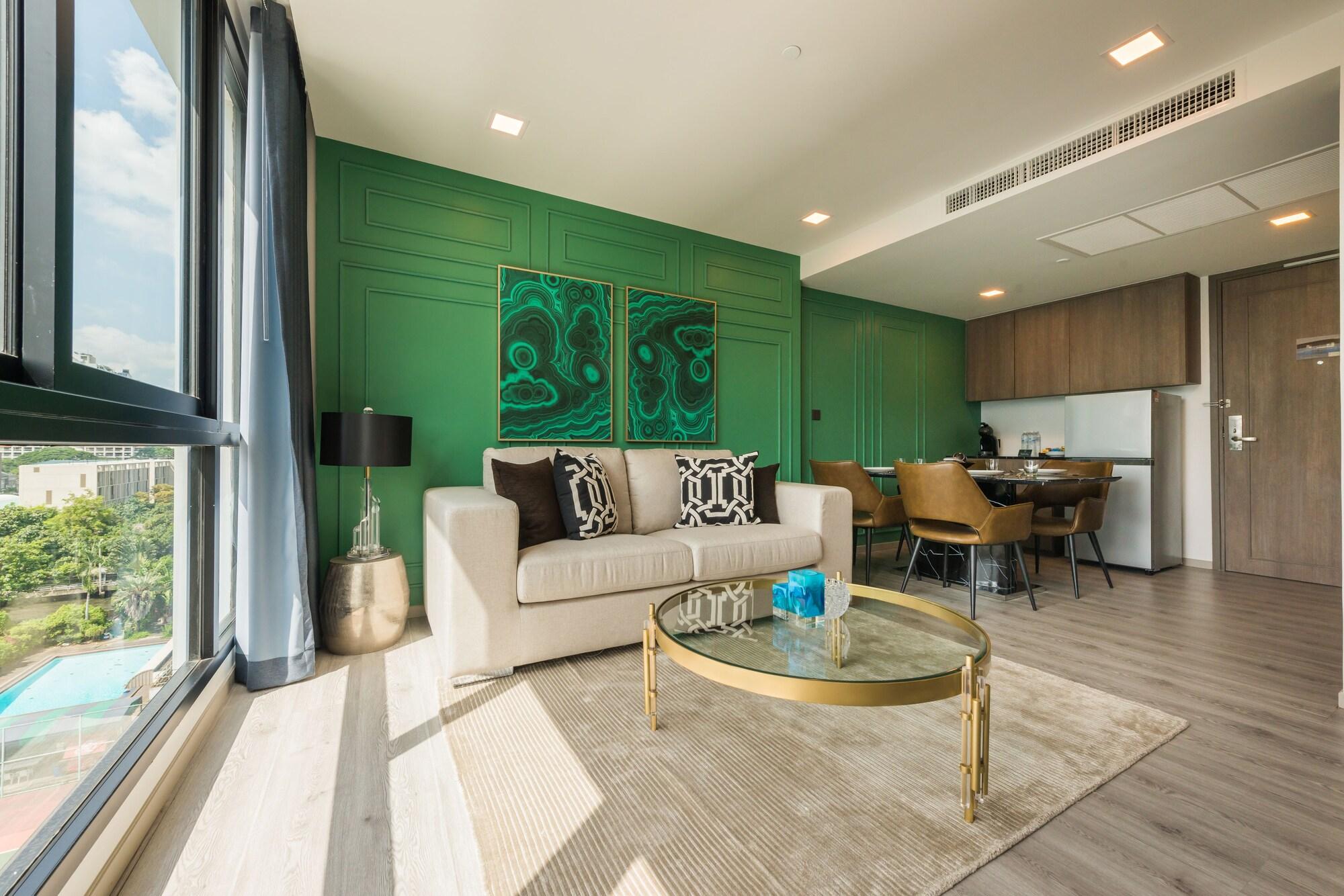 Maven Stylish Hotel 4*