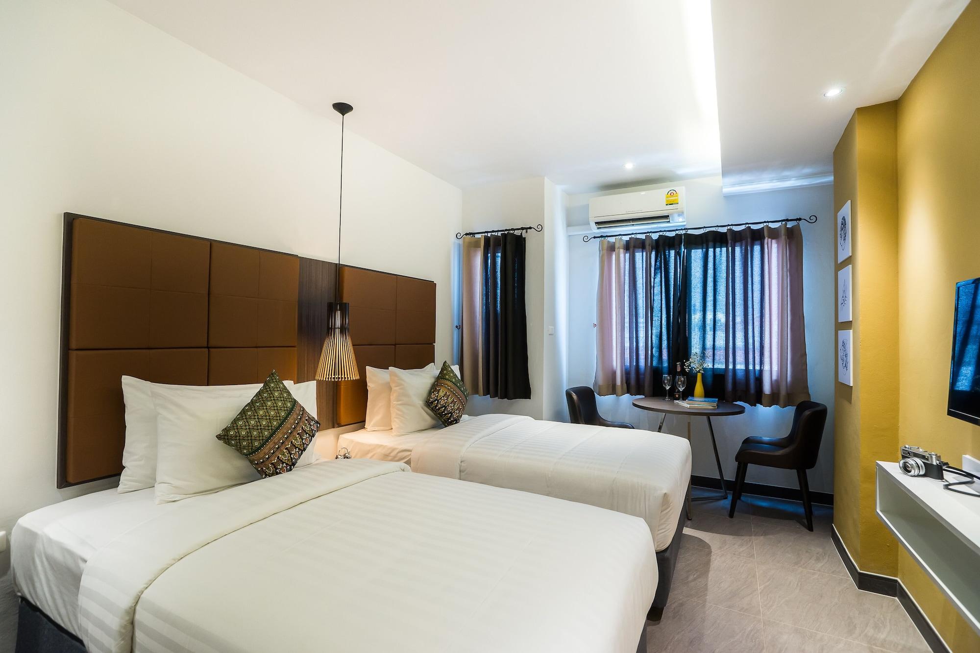Aim House Hotel