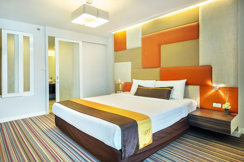 Thamrongin Hotel 3*