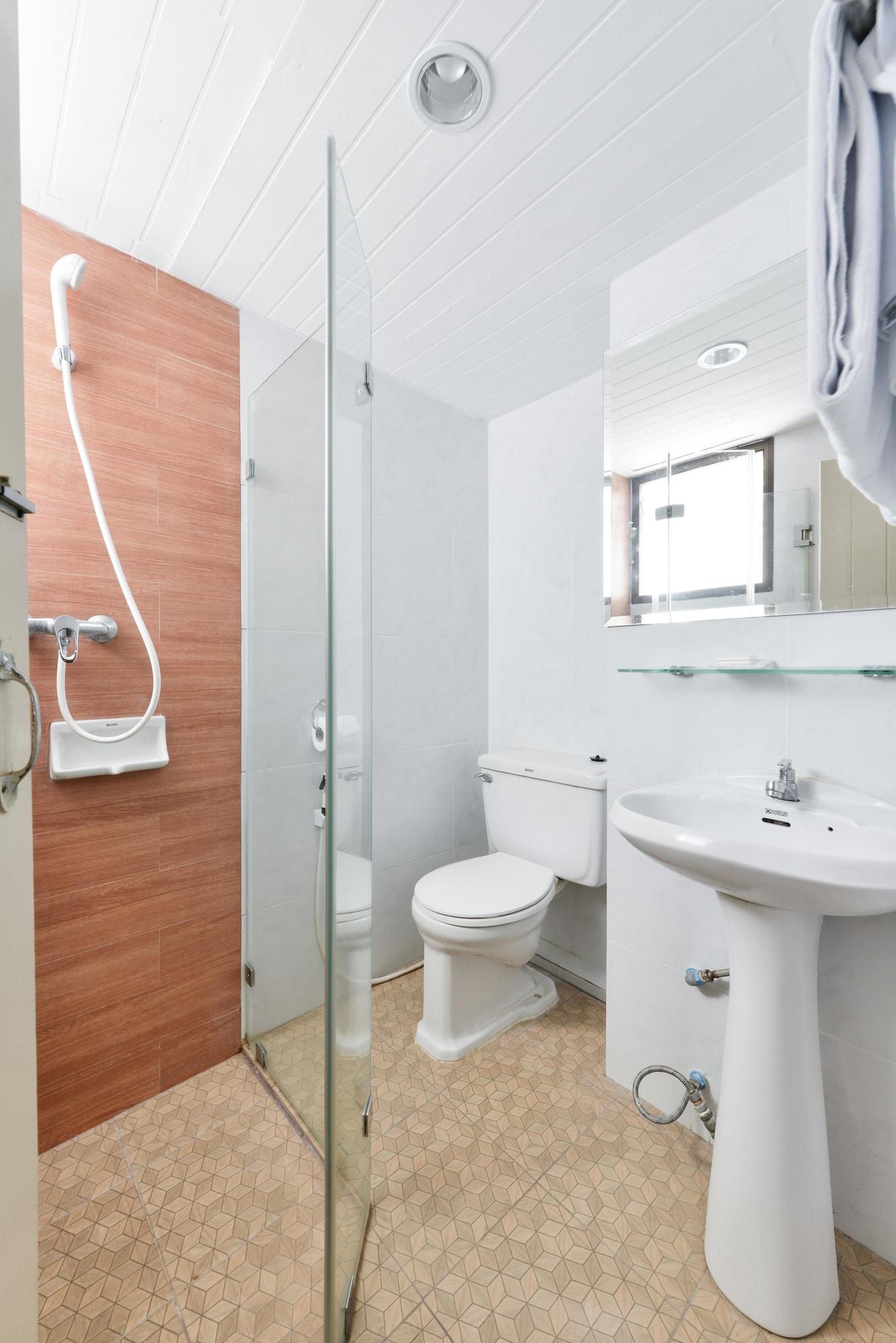 Palace Guest house 2*