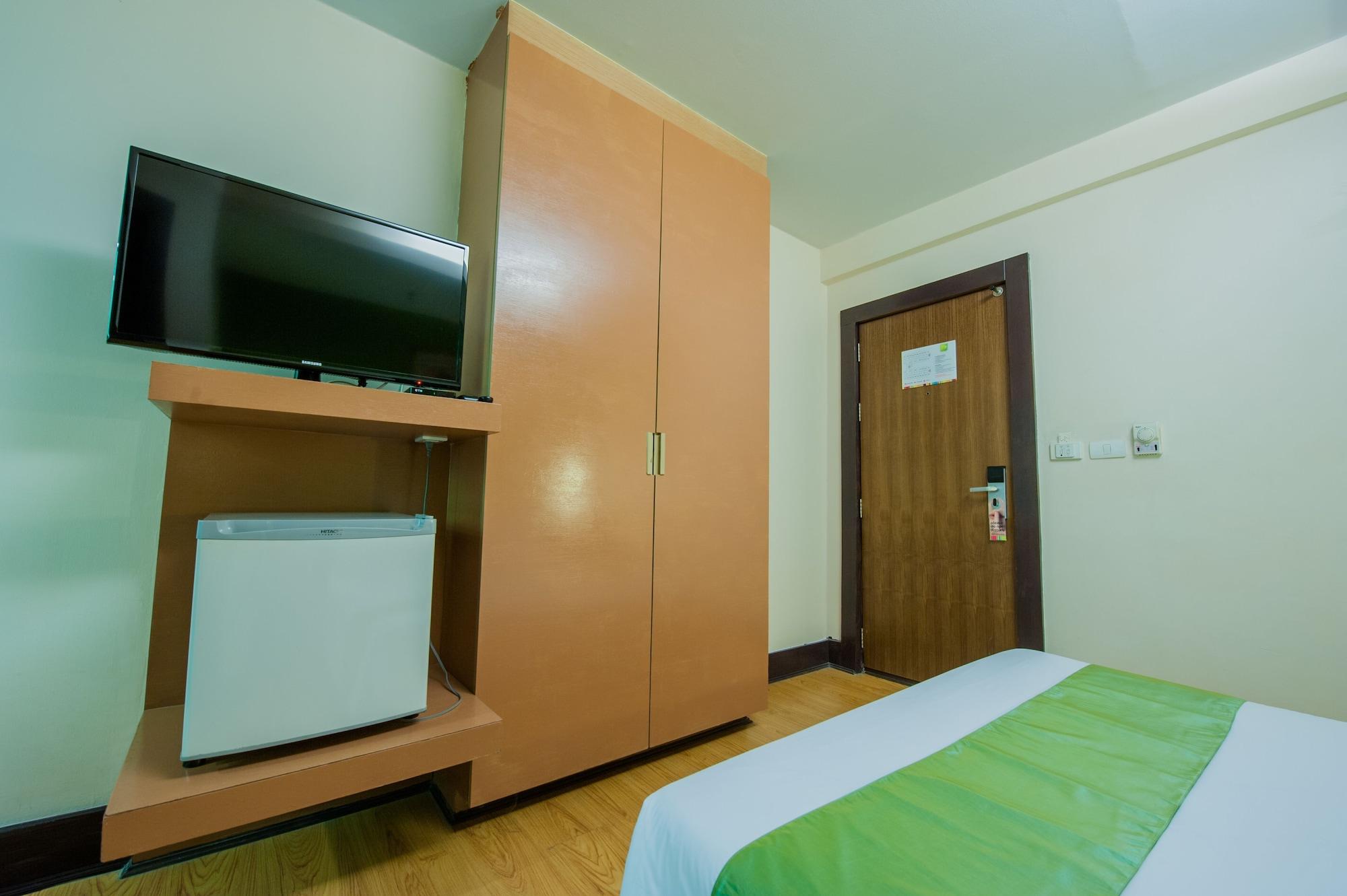 Hotel The Seasons Huamark - Sha Bangkok