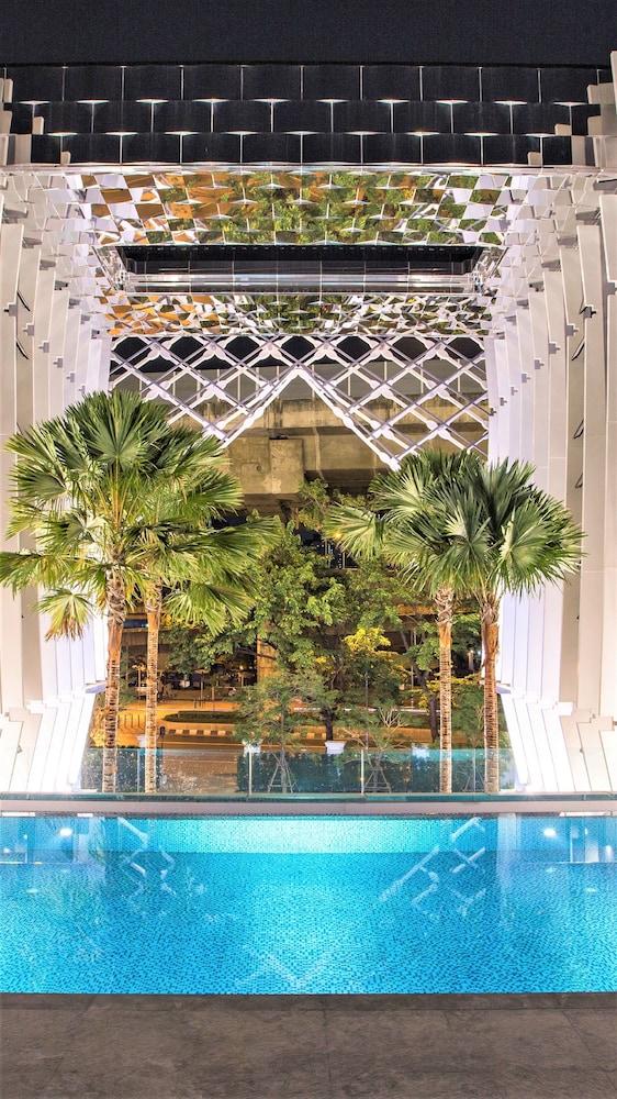 Midtown Hotel