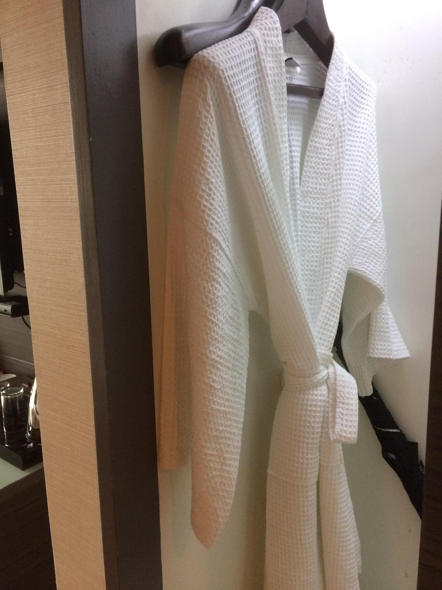 Amora Neoluxe Hotel 4*